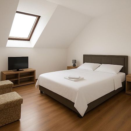 Apartment And Rooms D&J Žabljak Eksteriør bilde